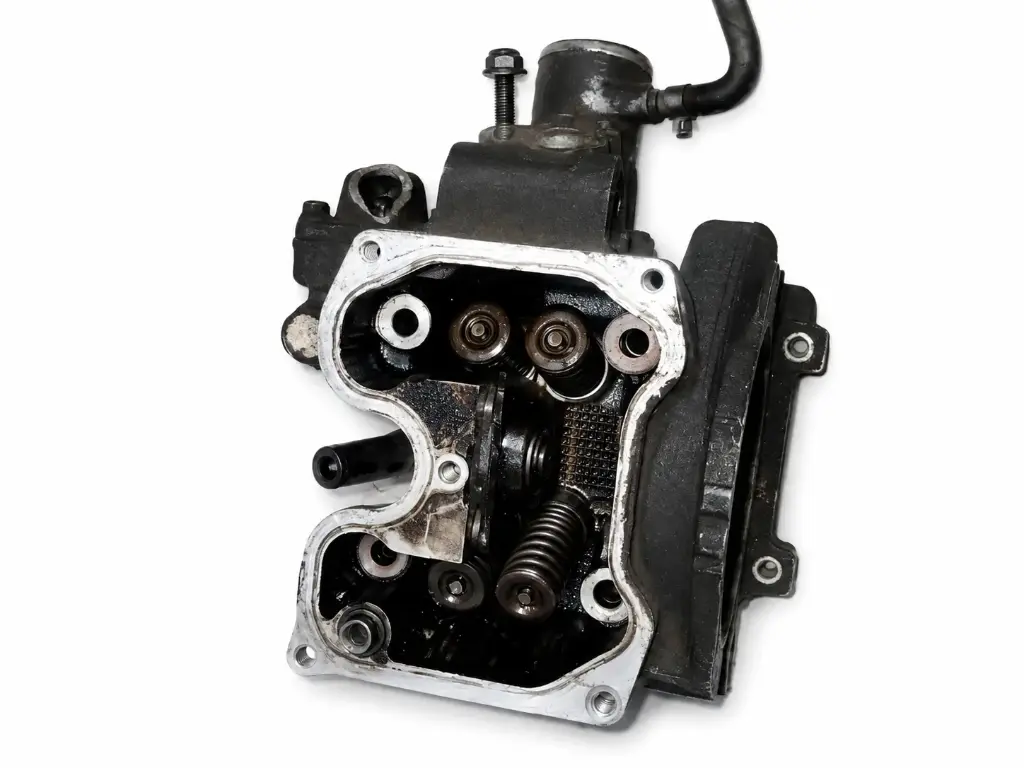 Yamaha R15 V2 Head
